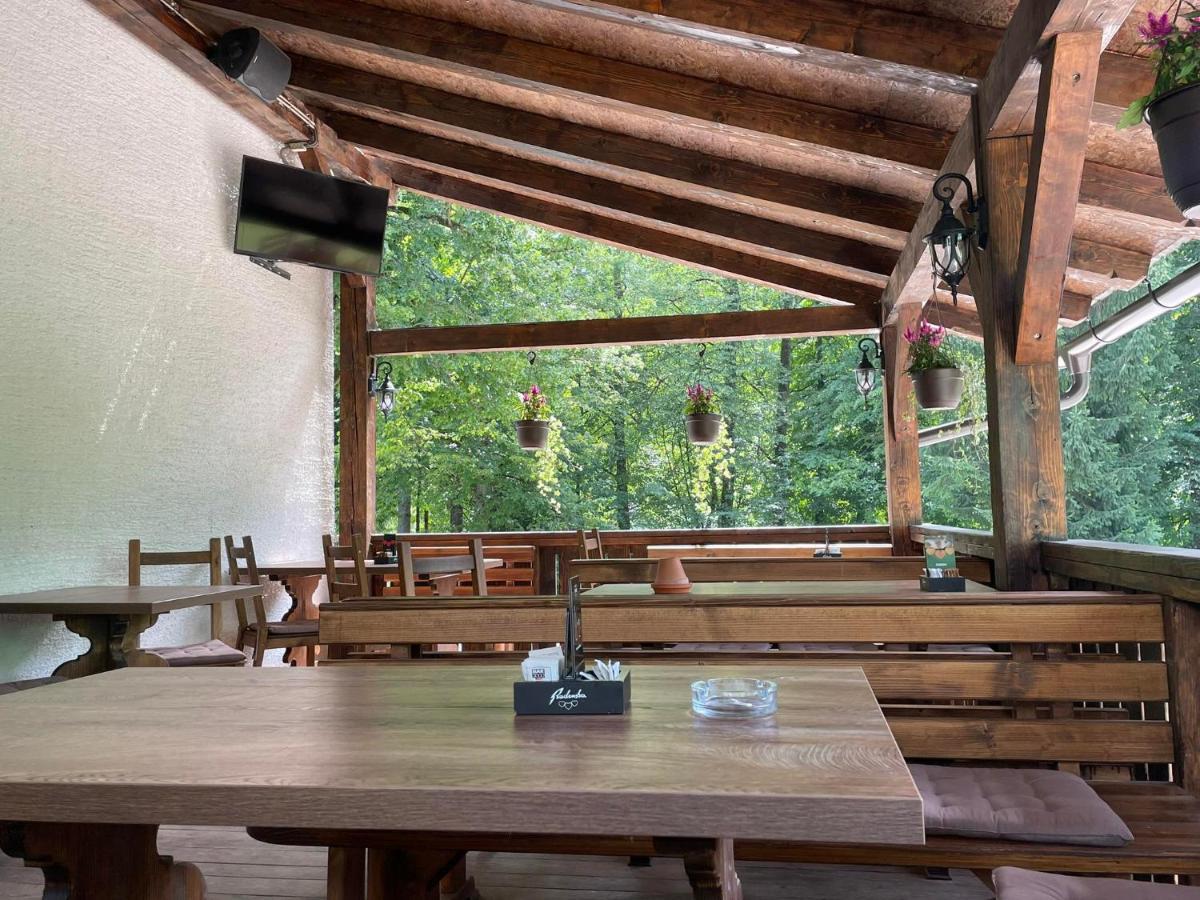 Hostel In Picerija Spajza موجسترانا المظهر الخارجي الصورة