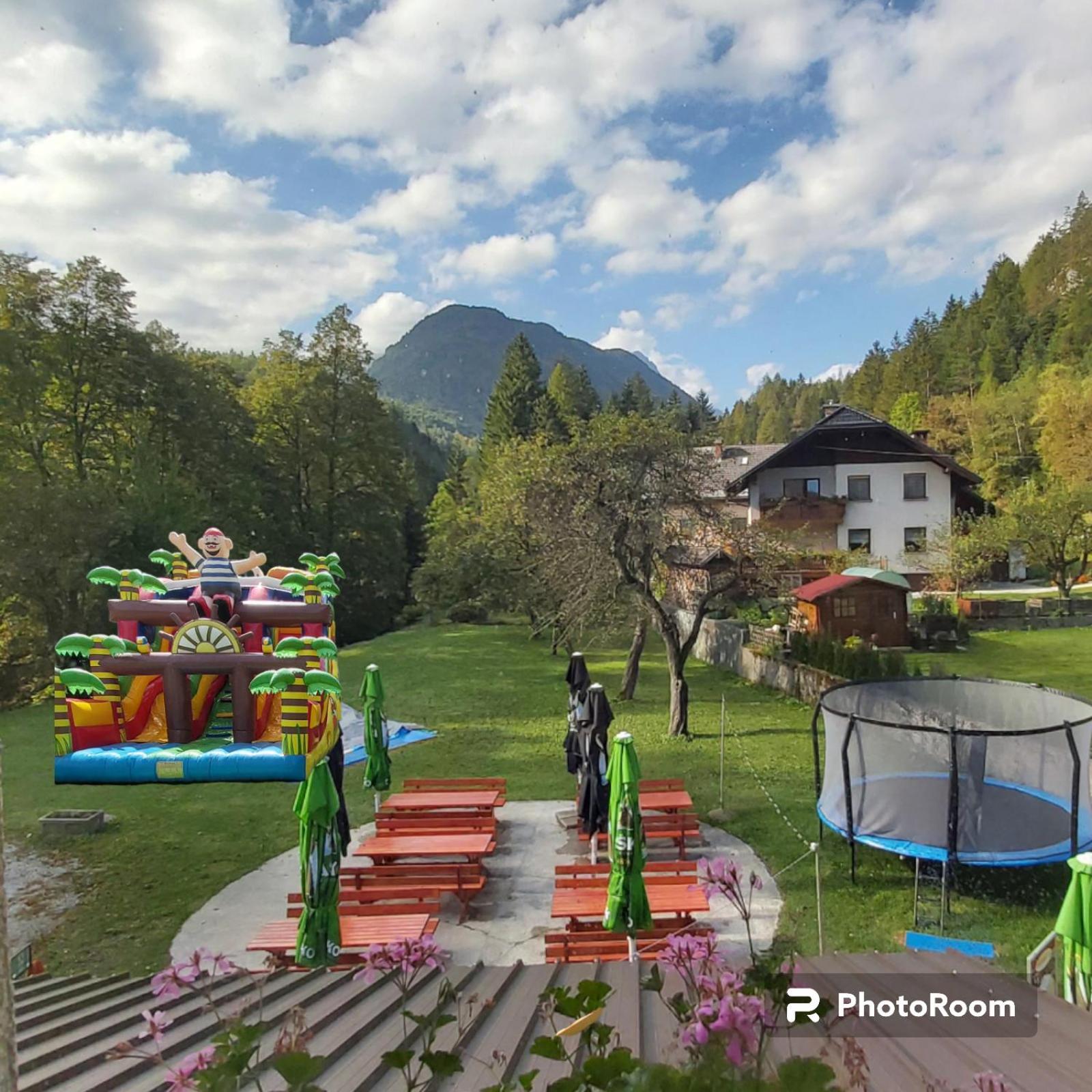 Hostel In Picerija Spajza موجسترانا المظهر الخارجي الصورة